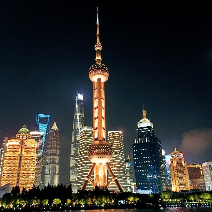 揭秘上海高科技新品盛宴，引领未来生活潮流的智能之旅！